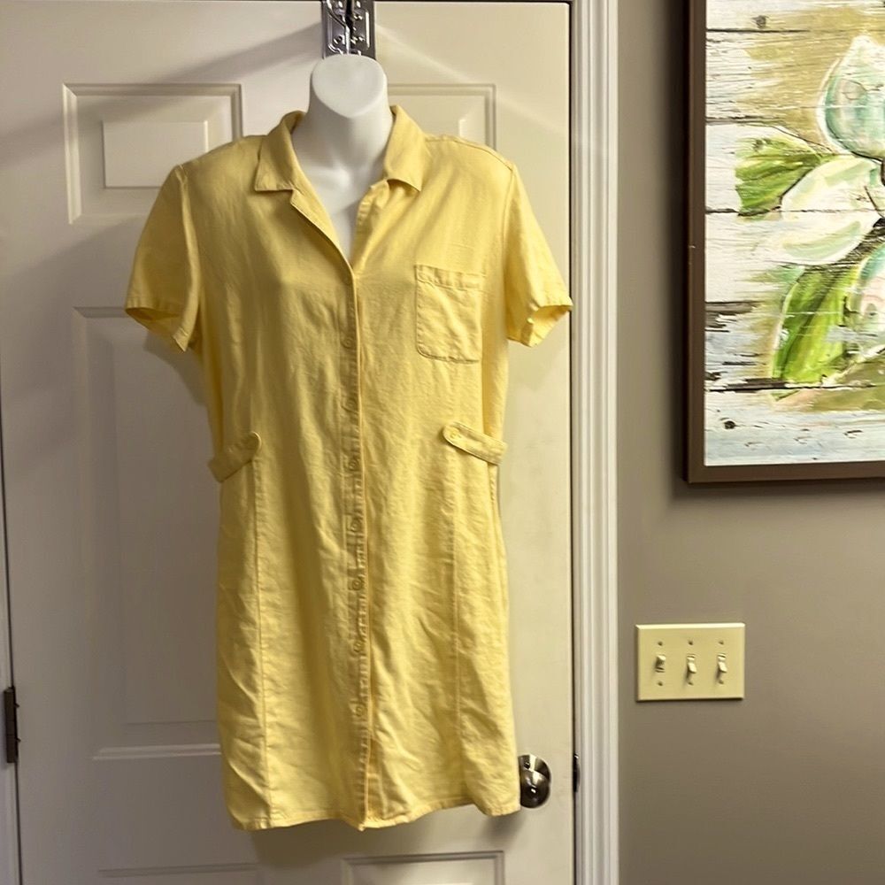 Talbots Pale Yellow Button Up Shirtdress with Cute Chest Pocket- Size 14